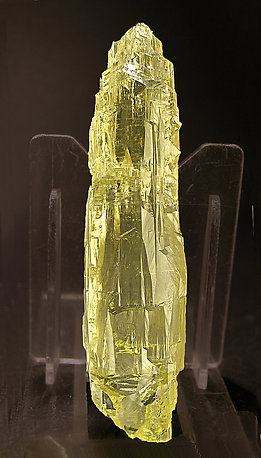 Beryl (variety heliodor). 