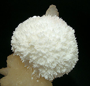 Mordenite on Stilbite. Top