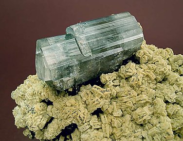Fluorapatite with Siderite and Mica. 