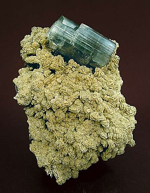Fluorapatite with Siderite and Mica.