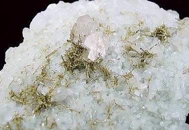 Dissakisite-(Ce) on Dolomite. 