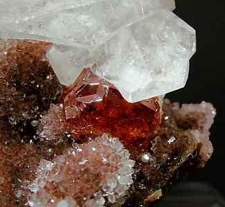 Calcite with Sphalerite and Quartz. 