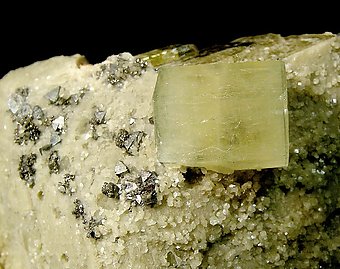 Tetrahedrite with Siderite and Fluorapatite. 