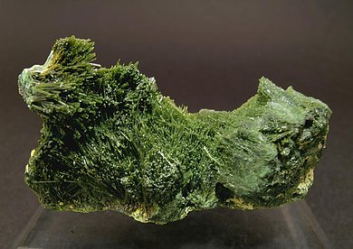 Olivenite.