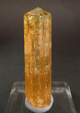 Topaz 'saramenha'.