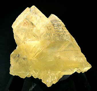 Twinned Calcite.