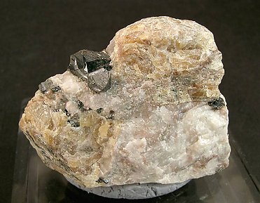 Cassiterite with Scheelite.