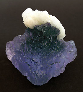 Baryte on Fluorite. Rear