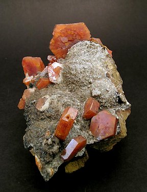 Vanadinite. Front