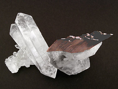 Brookite on Quartz. Top