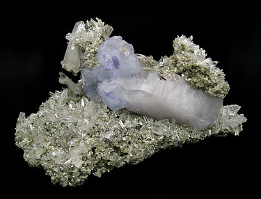 Octahedral Fluorite with Quartz, Ferberite and Muscovite. 