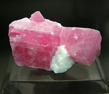 Rhodochrosite with Quartz.