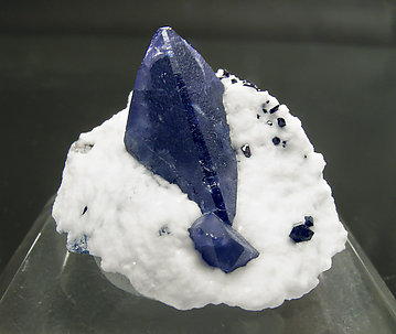 Benitoite with Neptunite on Natrolite.