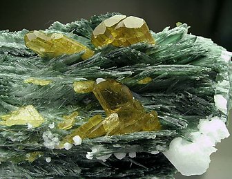 Epidote with Diopside and Albite. 