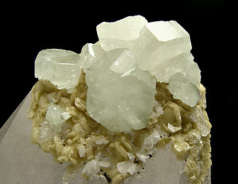 Quartz with Fluorapatite and Siderite. 