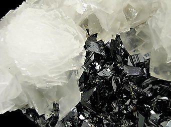 Calcite with Sphalerite. 