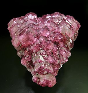 Tourmaline (Group). Top