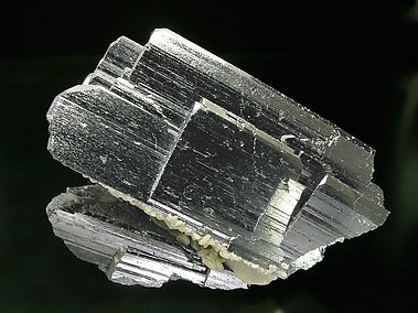 Ferberite with Siderite. Front