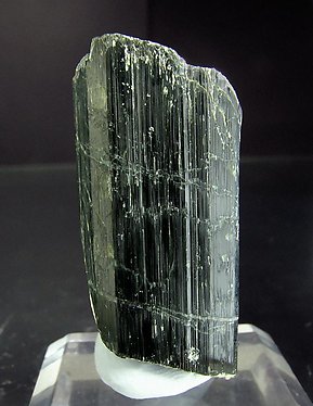 Ferrohornblende. 