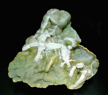 Doyleite with Gibbsite. 