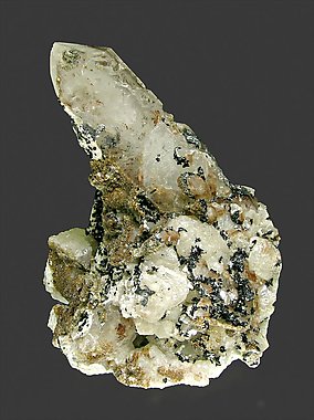 Manganilvaite with Quartz, Fluorapophyllite-(K) and Calcite. Front
