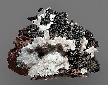 Descloizite with Calcite. 