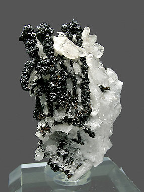 Descloizite with Calcite. 