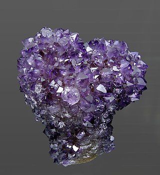 Quartz (variety amethyst) with Calcite. Rear