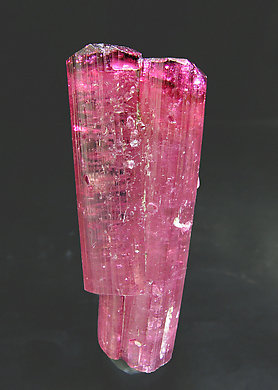 Elbaite (variety rubellite). Rear