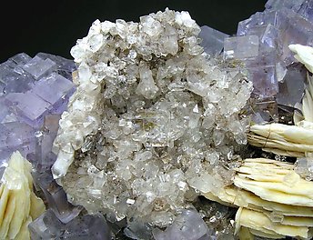 Fluorite with Baryte and Quartz. 