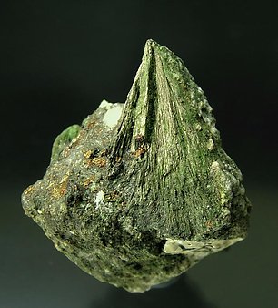 Millerite, Jamborite, Chalcopyrite and Calcite. Side