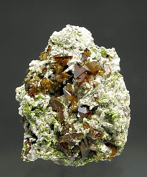 Titanite with Albite.