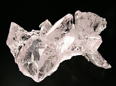 Beryl (variety morganite). Front