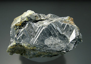 Antimony with Quartz. Side