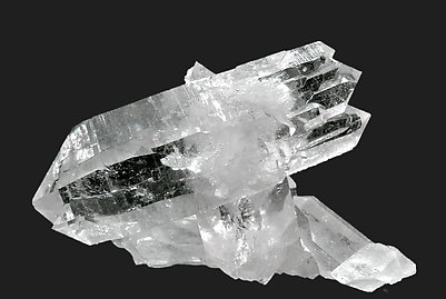 Doubly terminated Quartz. Font