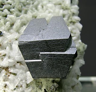 Anatase with Albite and Quartz. 