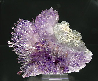 Quartz (variety amethyst) with Hematite inclusions. Side