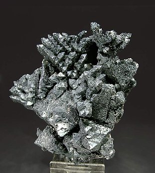Hematite after Magnetite (variety martite).