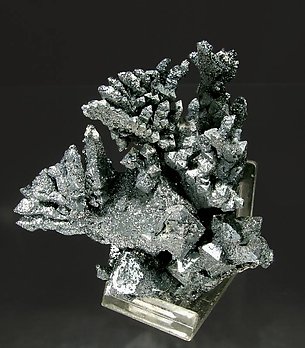 Hematite after Magnetite (variety martite). Side