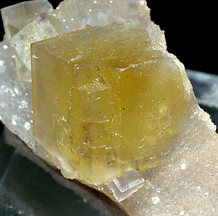 Fluorite with Quartz. 