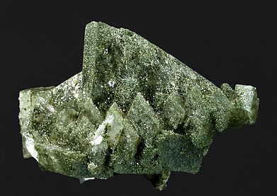 Orthoclase (variety adularia) with chlorite and Hematite. Rear