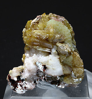 Wulfenite with Mimetite and Calcite.