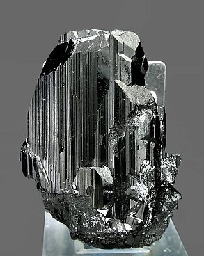 Ferberite with Quartz. Front