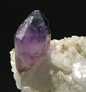 Doubly terminated Quartz (variety amethyst). 