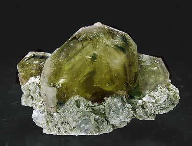 Fluorapatite with Muscovite.