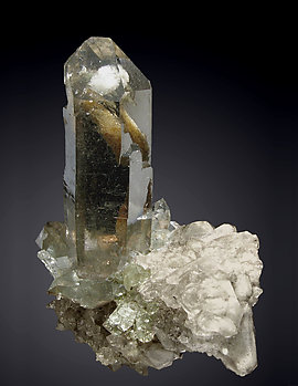 Smoky Quartz with inclusions and Chlorite. 