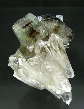 Fluorapatite with Quartz. Front