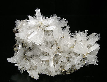 Hemimorphite with Mimetite. 