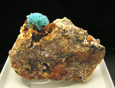 Aurichalcite with Quartz. 