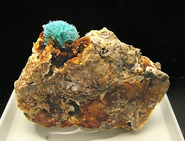 Aurichalcite with Quartz.